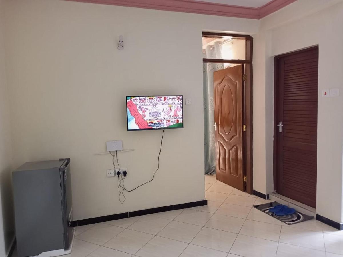 Lovely 1 Bedroom In Bamburi With Reliable Wifi Mombasa Extérieur photo